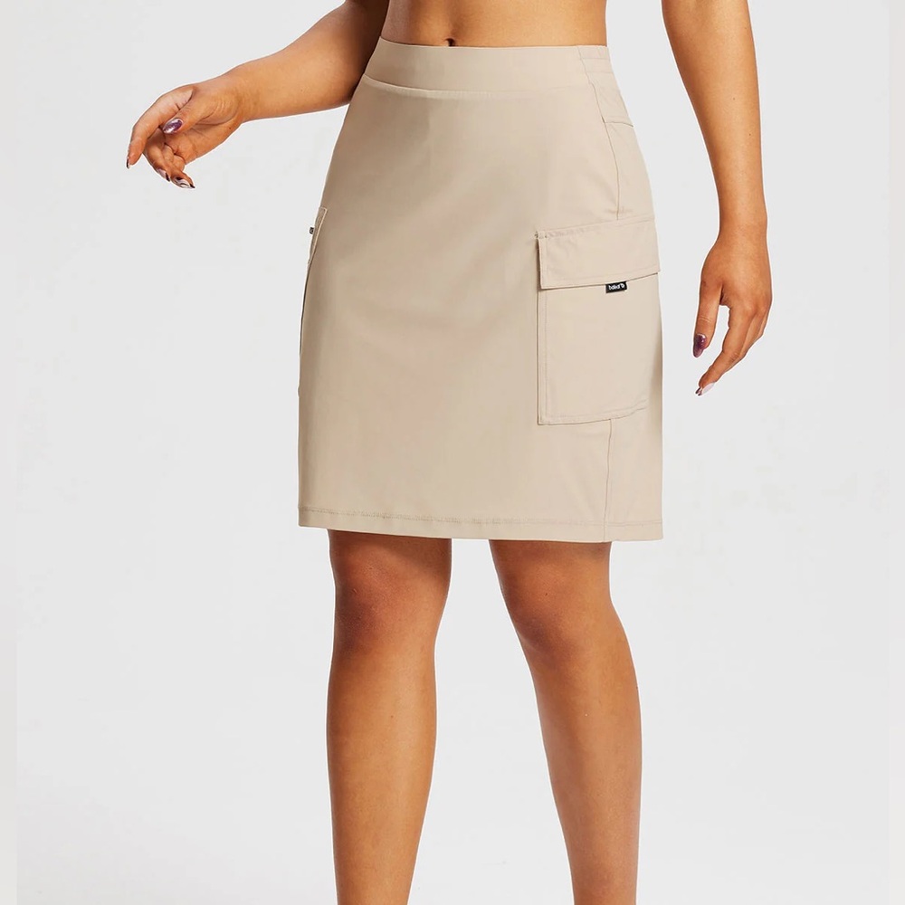 NWT Baleaf Flyleaf UPF 50+ Quick Dry Cargo Skort